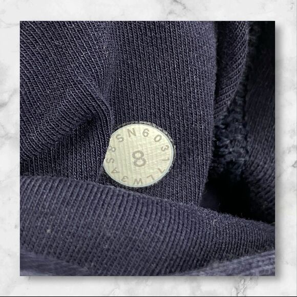 Lululemon Women size 8 Press Pause Crewneck Pullover Sweatshirt Navy - Picture 15 of 16